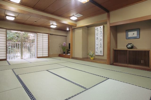 Japanese Style Room 20 Tatami-mats, North Facing