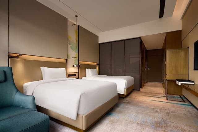 Room, 2 Double Beds, City View