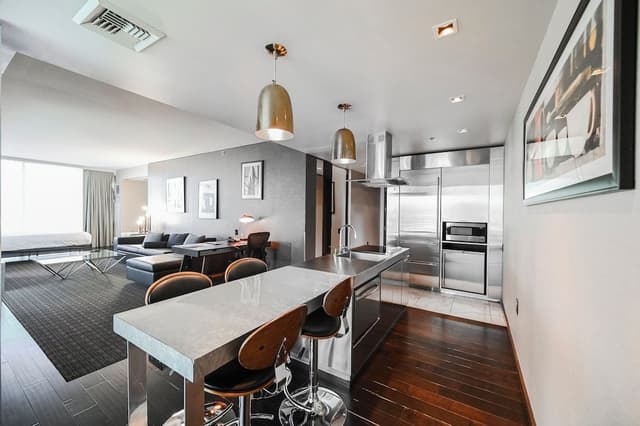 Upgraded One Bedroom - Strip View & Balcony
