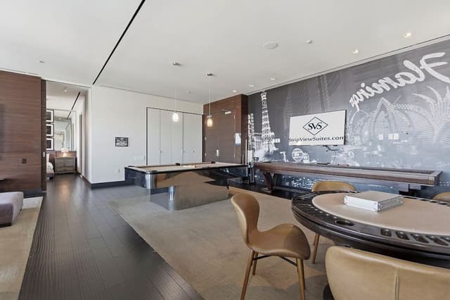 Skyline Penthouse | VIP Strip View Jacuzzi on Balcony!