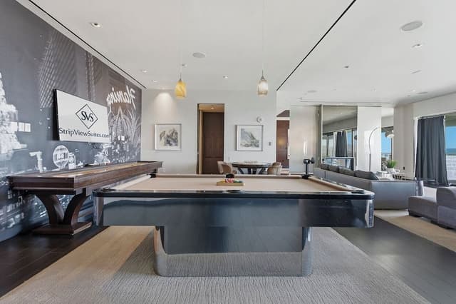 Skyline Penthouse | VIP Strip View Jacuzzi on Balcony!