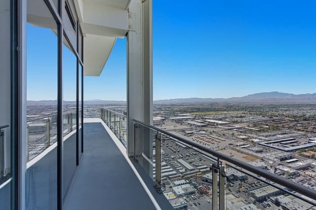 Designer Penthouse | Full Strip View | Jacuzzi Unavailable