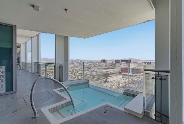 Skyline Penthouse | VIP Strip View Jacuzzi on Balcony!
