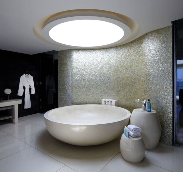 Penthouse Bi-Level Suite, 1 King, 2 Queen, Panoramic Ocean View