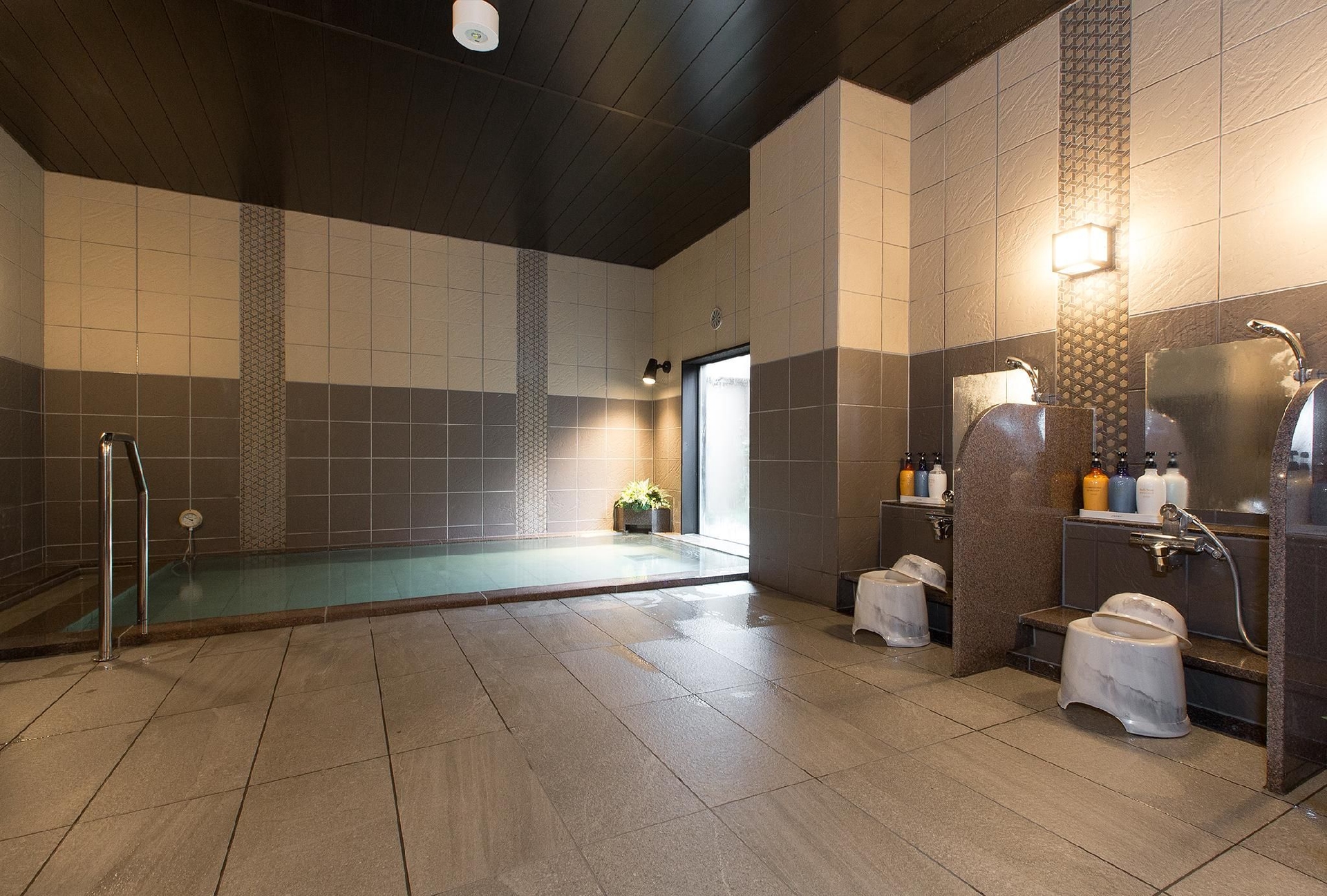 โรงแรมรูท อินน์ ฮิงะชิโอมิ โยะไกชิ เอกิมะเอะ (Hotel Route Inn Higashiohmi Yokaichi Ekimae)3