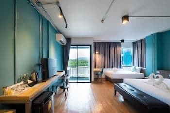 Luxury Triple Room