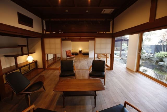 Japanese Style Deluxe Suite Room
