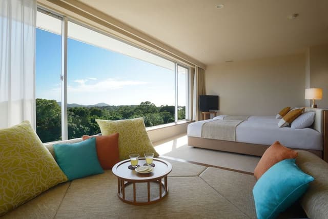 Deluxe Room, Non Smoking (2 Beds + 2 Futon)