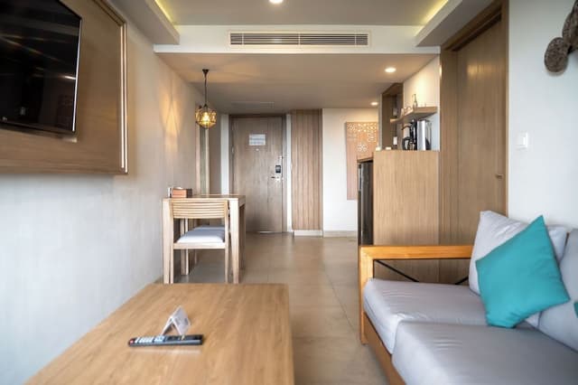 One Bedroom Suite