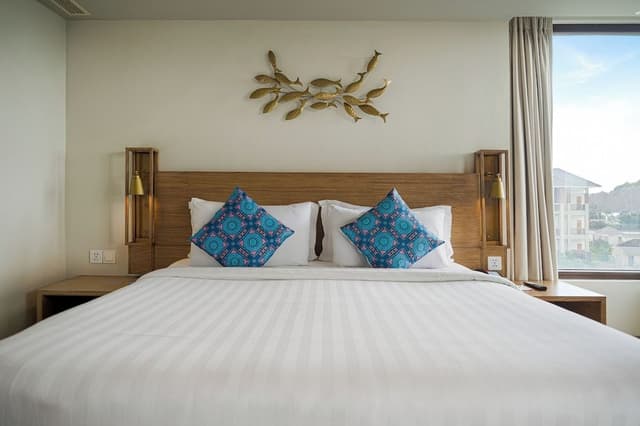 One Bedroom Suite