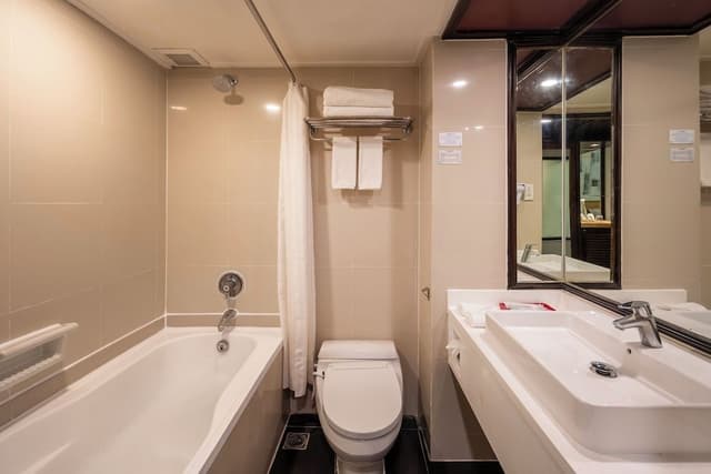 Premier Room, Balcony (No Children)