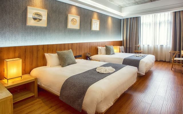 Luxury Twin Room