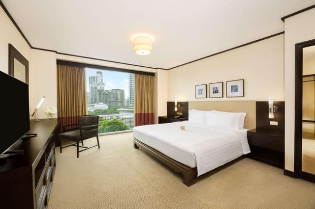 TWO BEDROOM DELUXE KING/TWIN