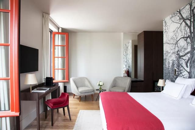 Junior Suite with Castle View