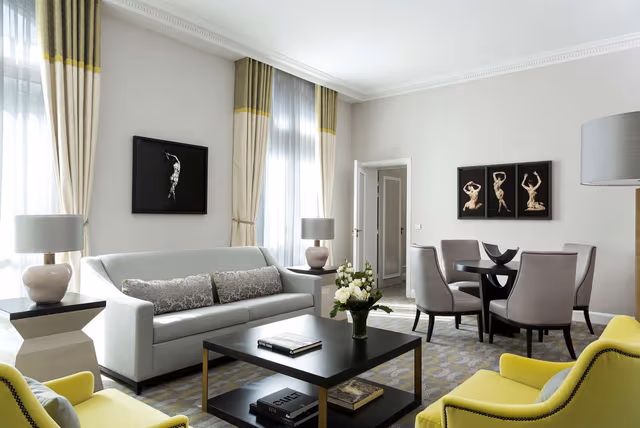 MASTER SUITE