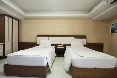 Economy Twin Room - Non-Smoking