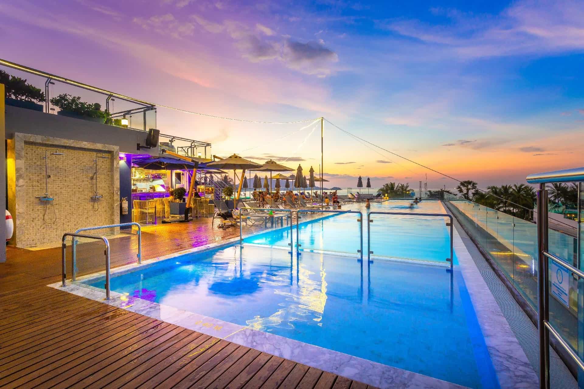 Hotel Clover Patong Phuket Hotel Clover Patong Phuket