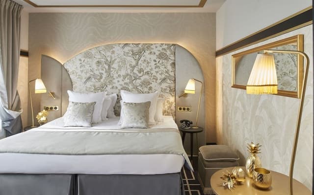 Classic Double Room