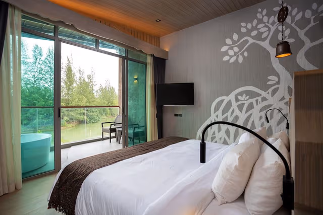 Grand Deluxe Room