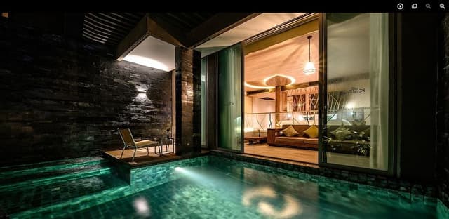 Pool Suite