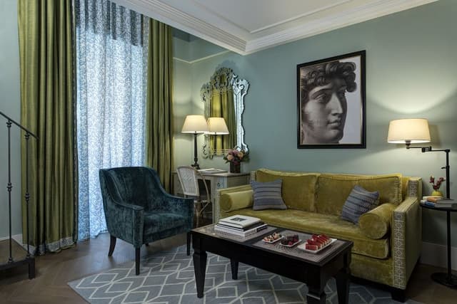 Junior Suite (2 Floor)