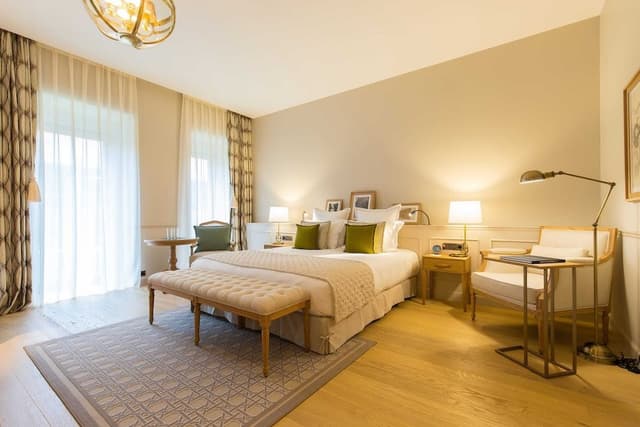 Premier Room