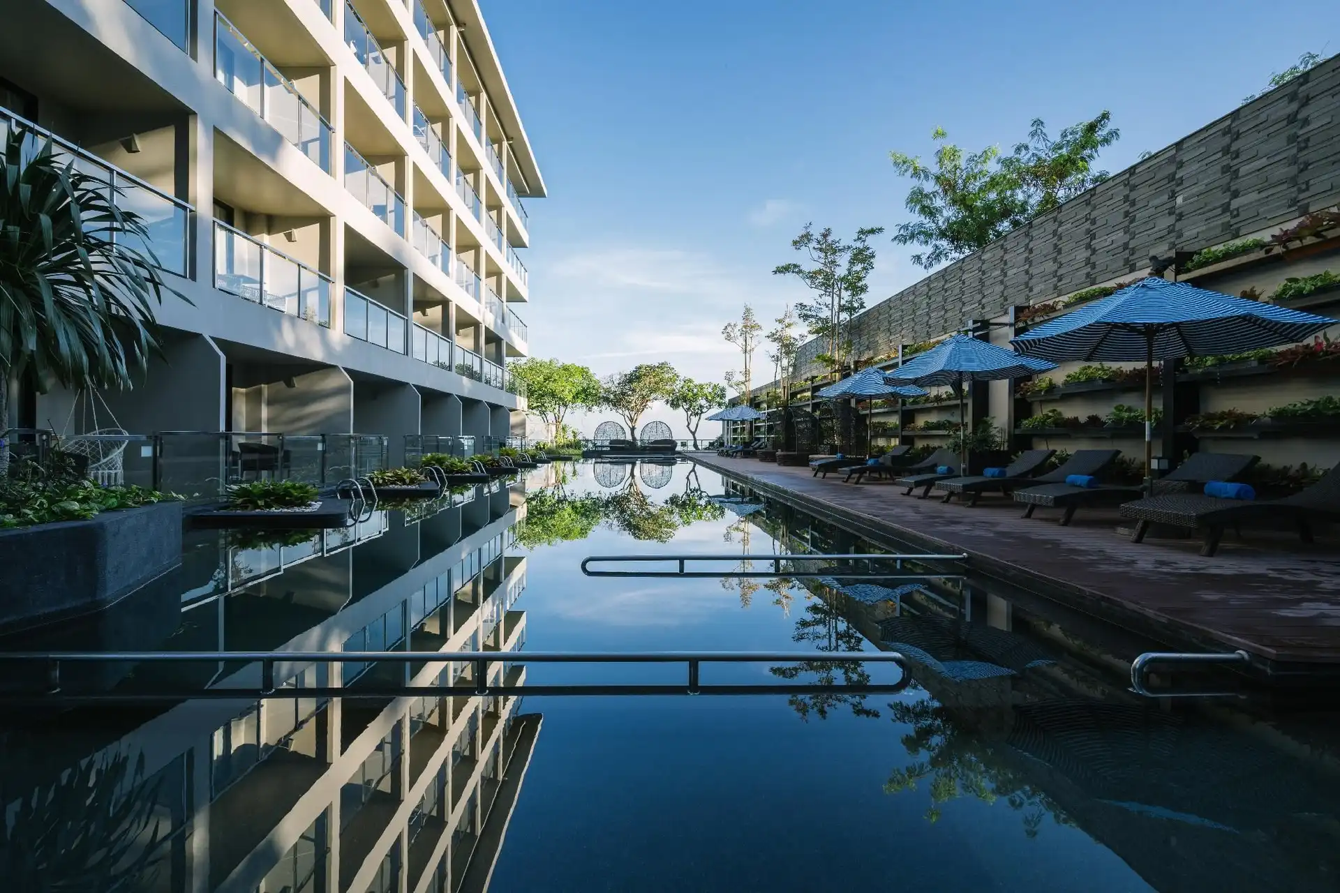 Mayaana Beach Resort Pattaya Mayaana Beach Resort Pattaya