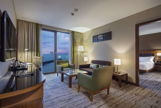 KING ONE BEDROOM SUITE WITH BLACK SEA VIEW