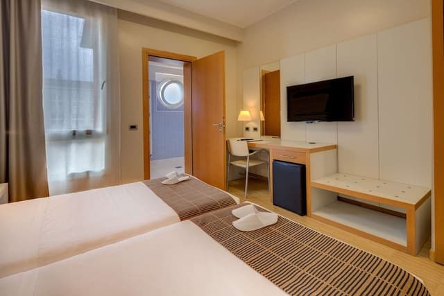 Classic Room, 1 Queen Bed