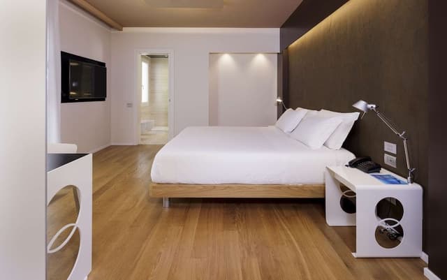 Superior Room, 1 Queen Bed