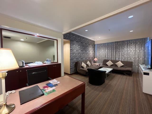 Suite with Steam Room (Double)