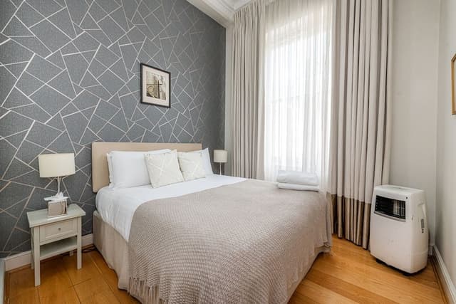 Deluxe Apartment 2 Bedrooms