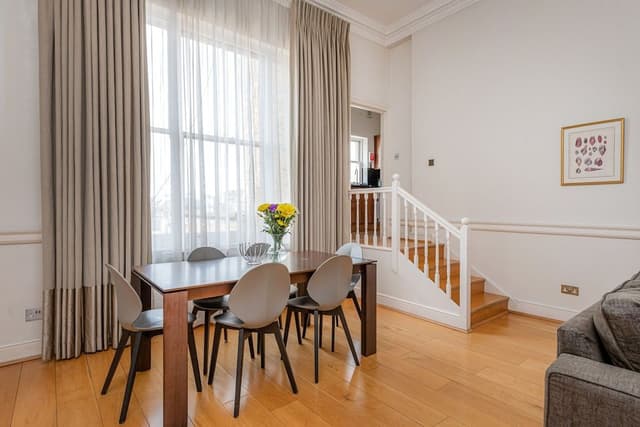 Deluxe Apartment 2 Bedrooms