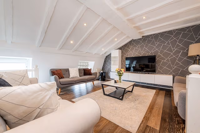 Superior Two Bedroom Apartment with Balcony