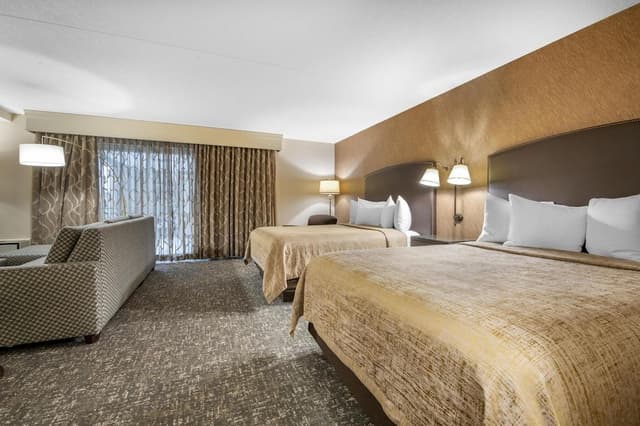 Suite, 2 Double Beds, Non Smoking, Refrigerator & Microwave