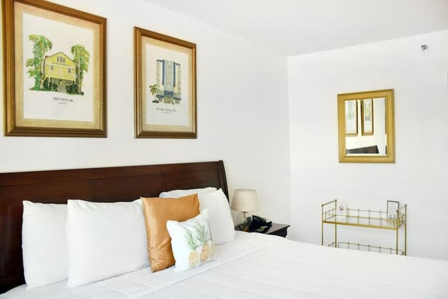 Signature Room, 1 King Bed, Ocean View