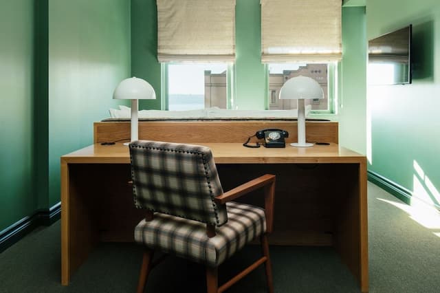 Deluxe Room, 1 King Bed (The King Studio)