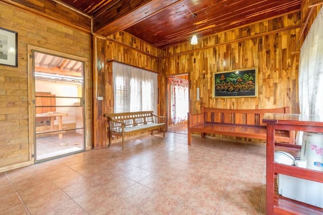 House, 2 Bedrooms