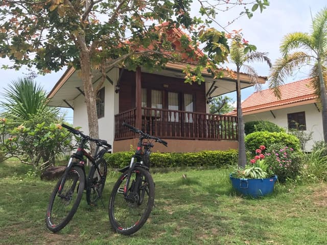 Deluxe Bungalow