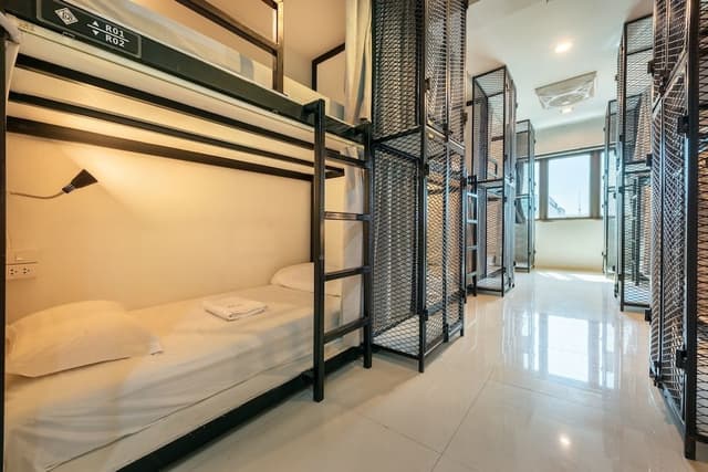 12-Bed in Mixed Dormitory Shared Bathroom