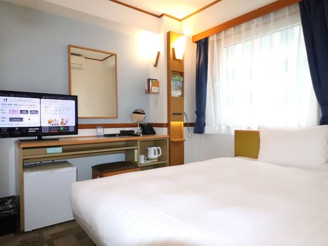Single Room, Smoking