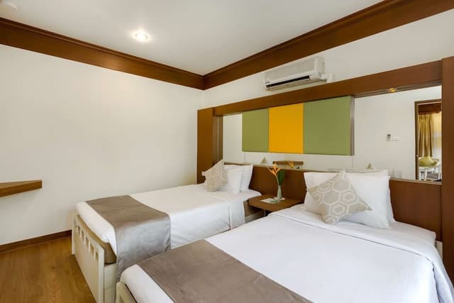 Family Room, Multiple Beds, Non Smoking