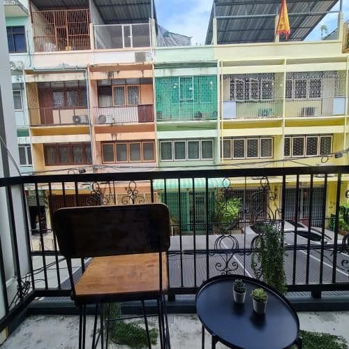 Standard Double Room with Shared Bathroom