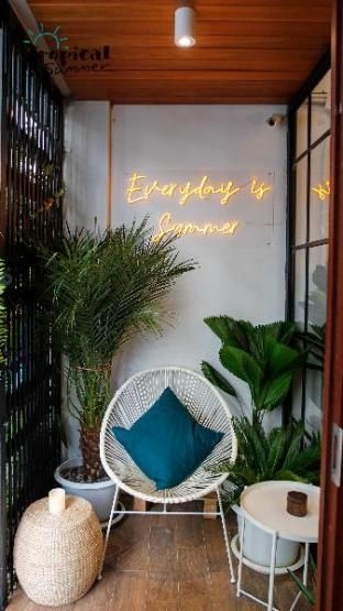 Tropical Summer Cafe & Hostel2