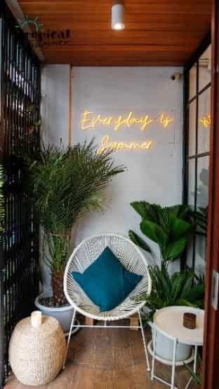 ทรอปิคัล ซัมเมอร์ คาเฟ่ แอนด์ โฮสเทล ทรอปิคัล ซัมเมอร์ คาเฟ่ แอนด์ โฮสเทล