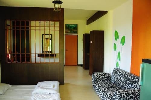 Queen Room with Garden View