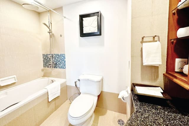 Premier Suite, 1 King Bed, Golf View