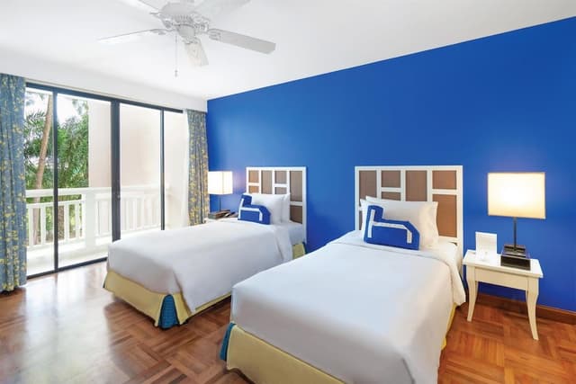 Premier Suite, 2 Twin Beds, Golf View