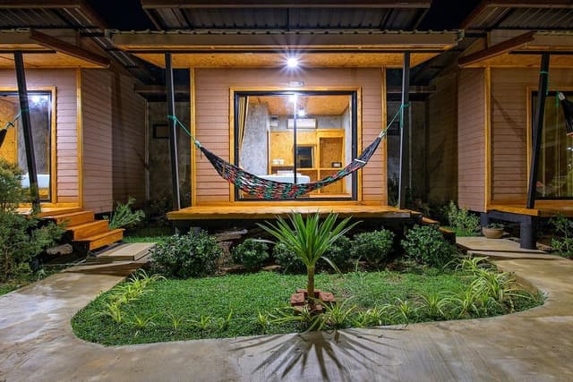 Deluxe Bungalow