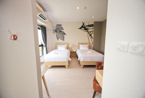 Superior Twin Room with Landmark View